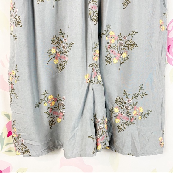 NEW Motherhood Maternity Floral Romper L - Picture 3 of 13